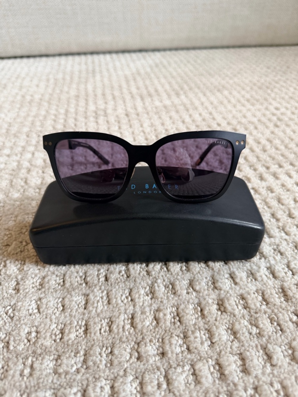Ted Baker Sunglasses B652, 53mm, Black Metal Frames - Picture 3 of 9